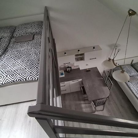 Gyulai-Fuerdo-Apartman Ii. ภายนอก รูปภาพ