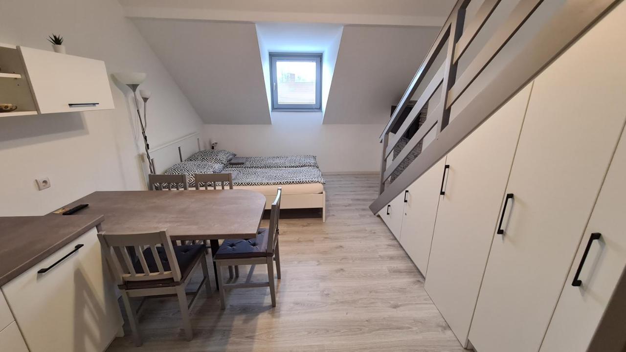 Gyulai-Fuerdo-Apartman Ii. ภายนอก รูปภาพ