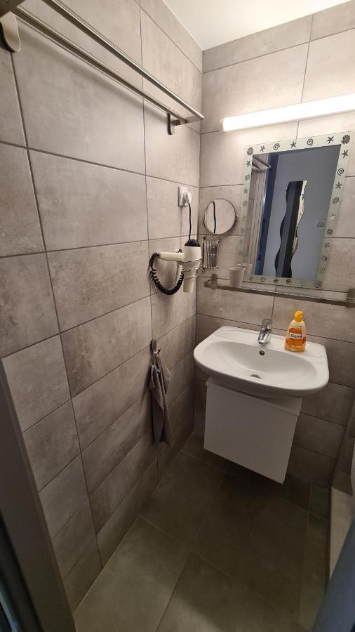 Gyulai-Fuerdo-Apartman Ii. ภายนอก รูปภาพ