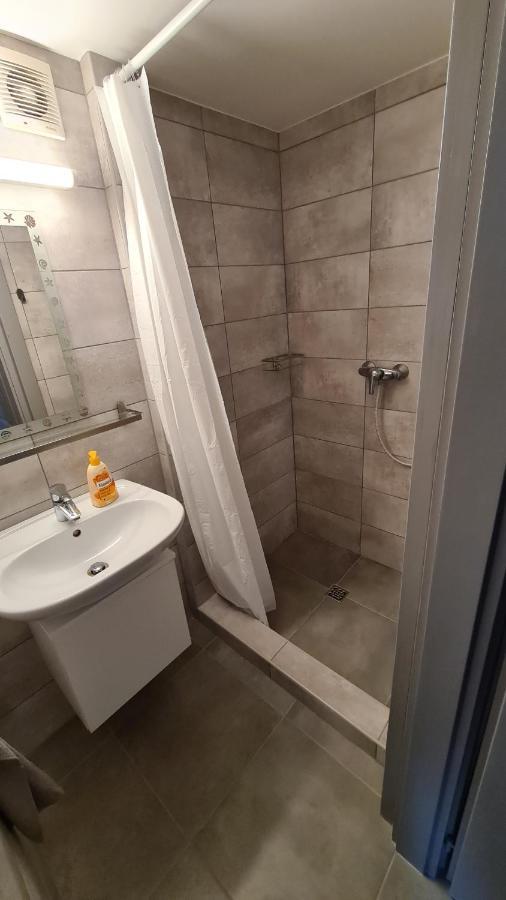 Gyulai-Fuerdo-Apartman Ii. ภายนอก รูปภาพ