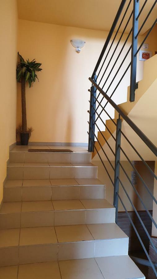 Gyulai-Fuerdo-Apartman Ii. ภายนอก รูปภาพ